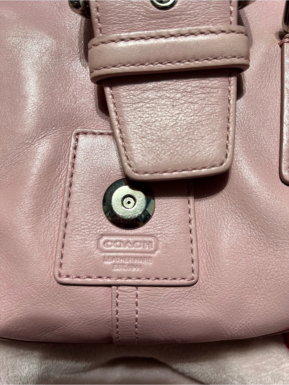 Baby pink Coach leather flap Soho - Picture 3 of 5